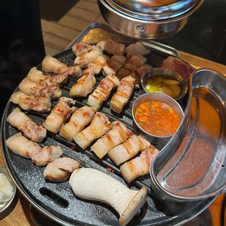 진미오겹살 대표 사진