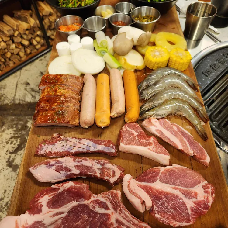 만돈만리 대표 사진