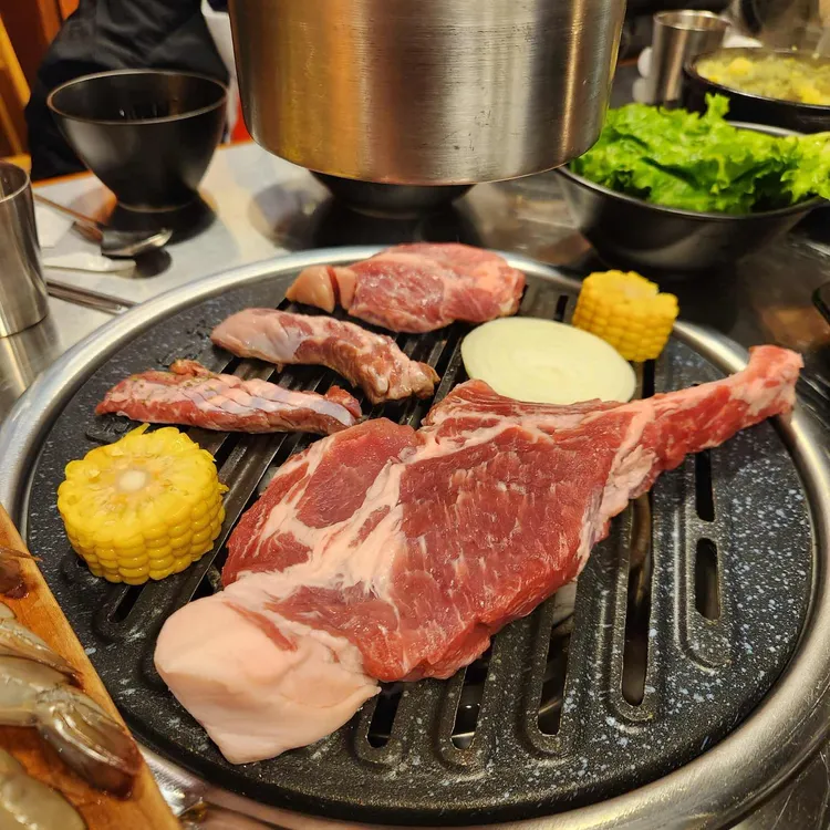 만돈만리 대표 사진