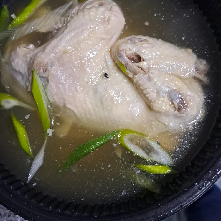 장씨삼형제하수오삼계탕 대표 사진