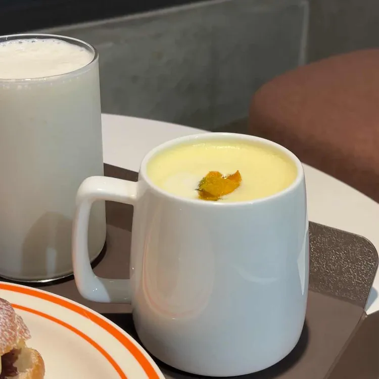 카프리초 대표 사진