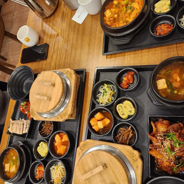 원할머니보쌈족발 대표 사진