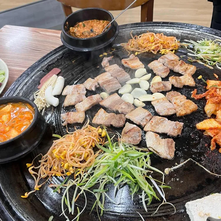 청정그린쌈밥집 대표 사진