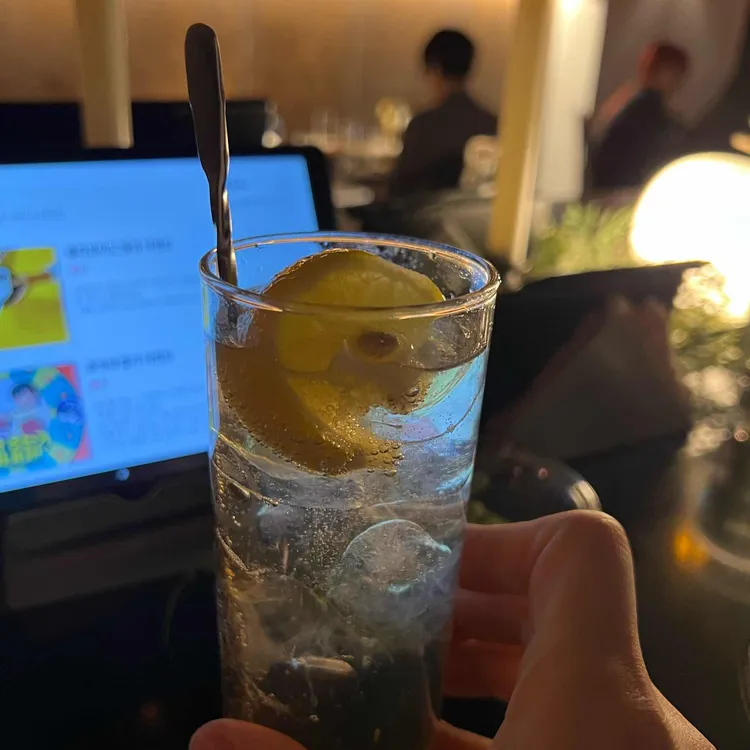 수컷웅 대표 사진