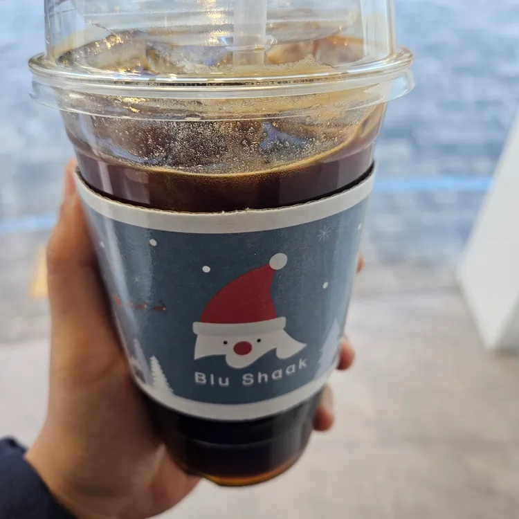 블루샥 대표 사진