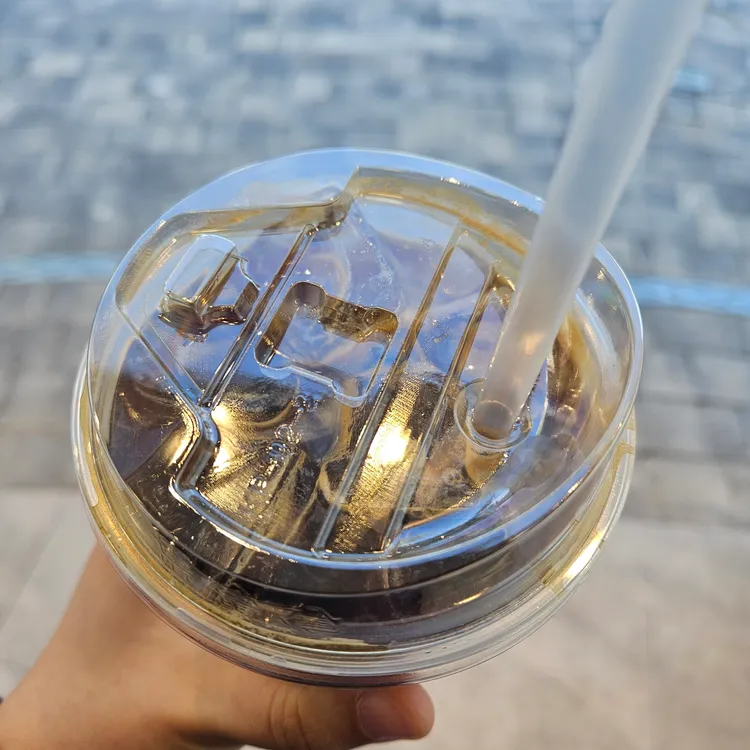 블루샥 대표 사진