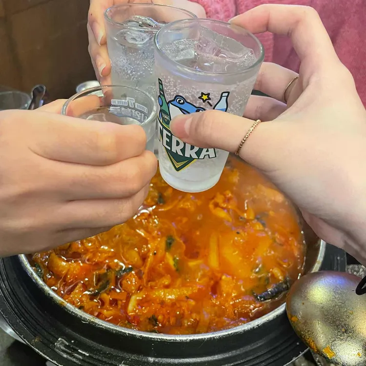 포차카센타 대표 사진