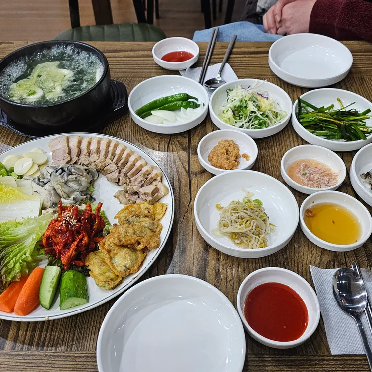 김명자굴국밥 대표 사진