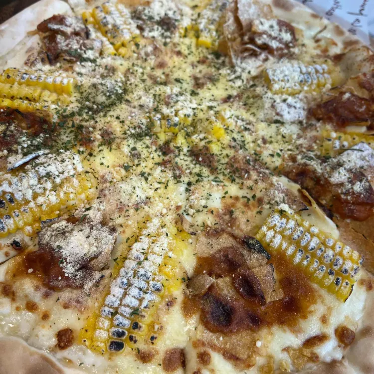 라라코스트 대표 사진
