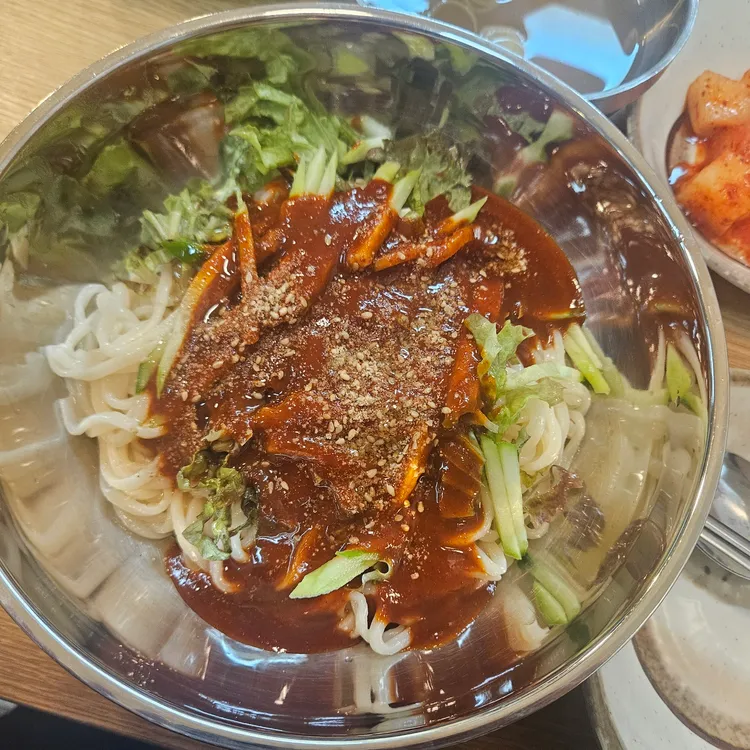 송봉칼국수 대표 사진