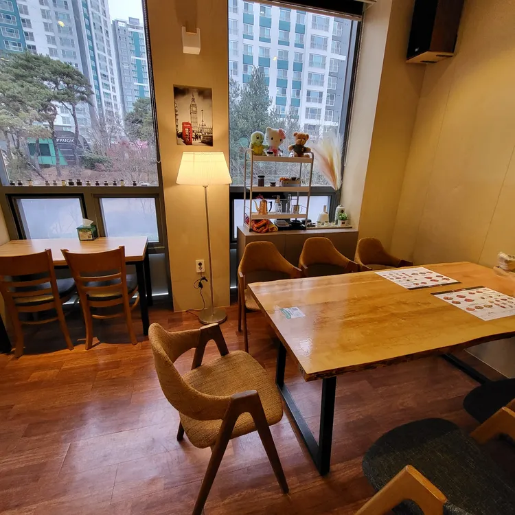 오븐숯불민족 두마리치킨 대표 사진