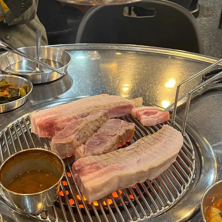 배도니 대표 사진
