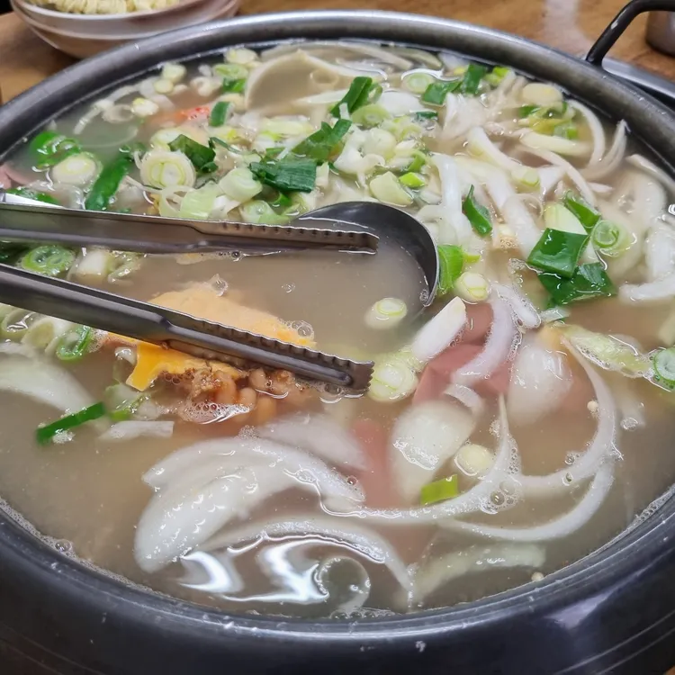 압구정부대찌개전문 대표 사진