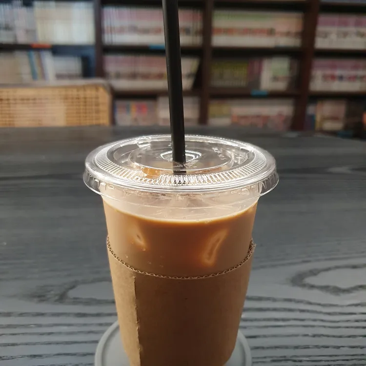 책으로가는문 대표 사진