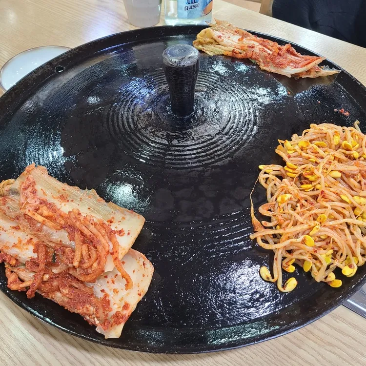 싹쓰리솥뚜껑김치삼겹살 대표 사진