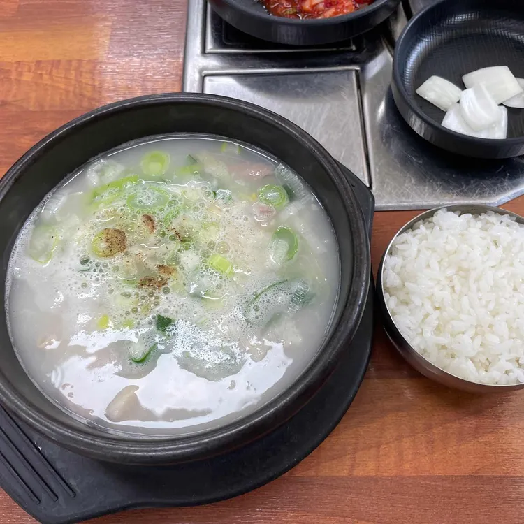 권구성 순대국밥 대표 사진