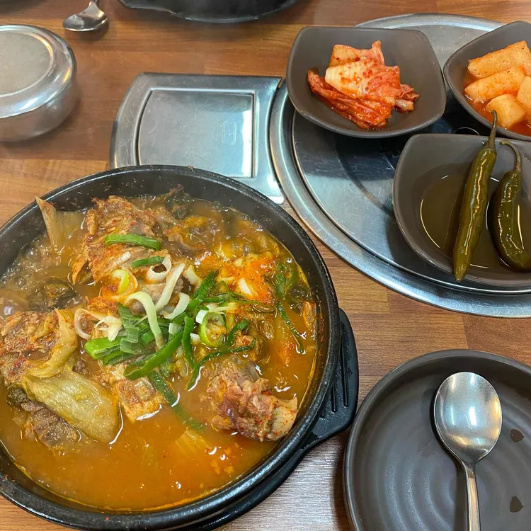 강산골뼈해장국 대표 사진