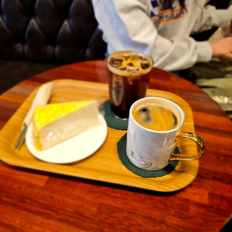 cafe lazes 대표 사진