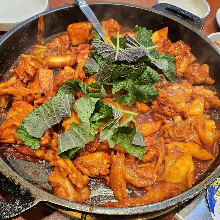 춘천명동닭갈비 대표 사진