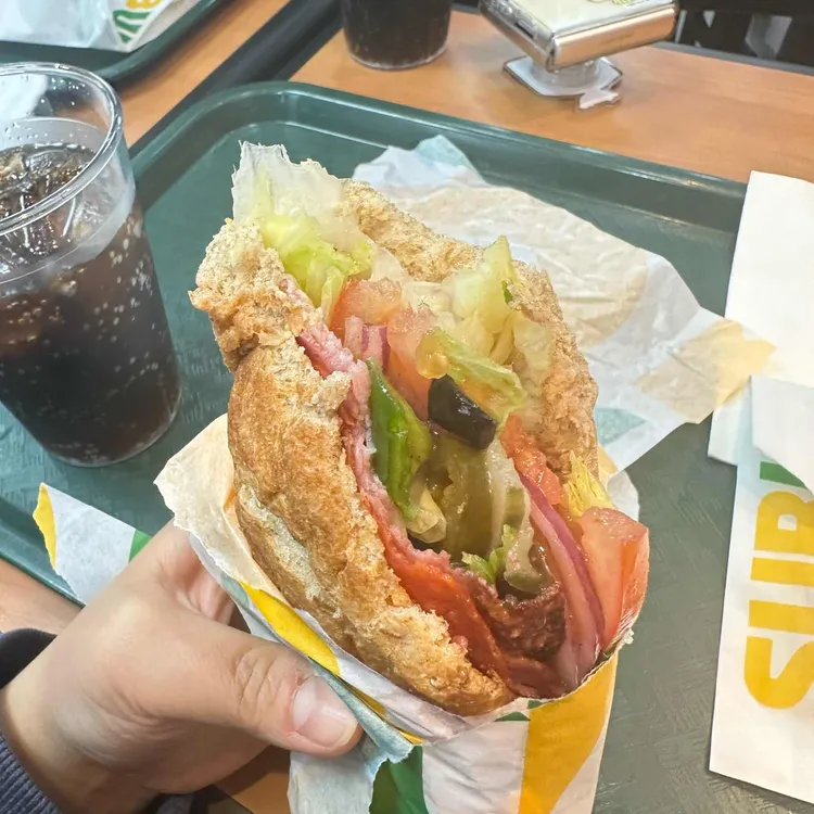 써브웨이 대표 사진