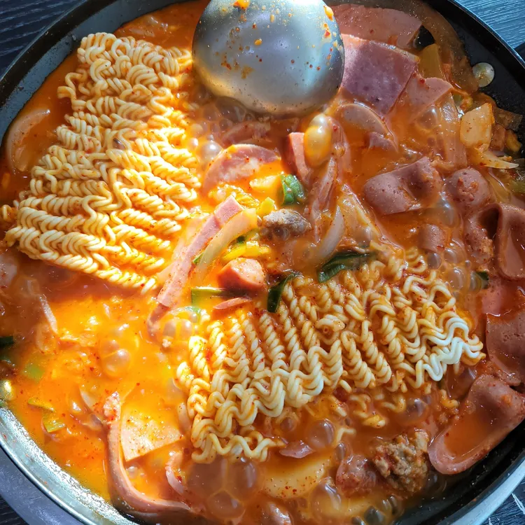 동학사1로부대찌개 대표 사진