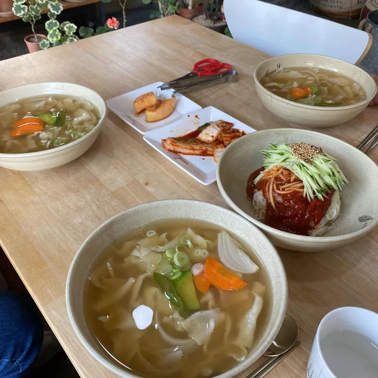 따뜻한 봄 대표 사진