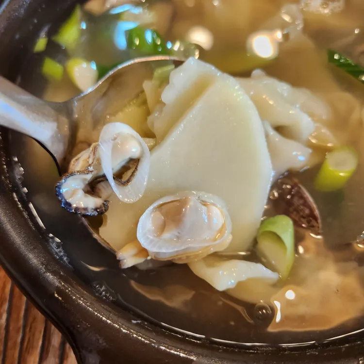 전통항아리손수제비 대표 사진