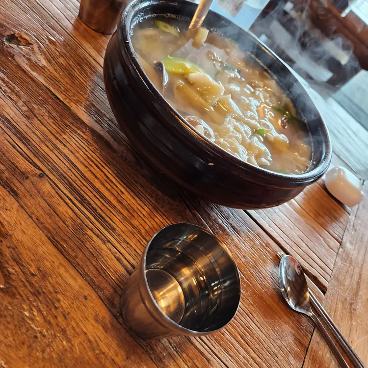 전통항아리손수제비 대표 사진