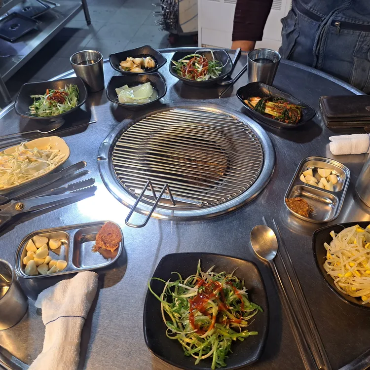 돈하루방 대표 사진