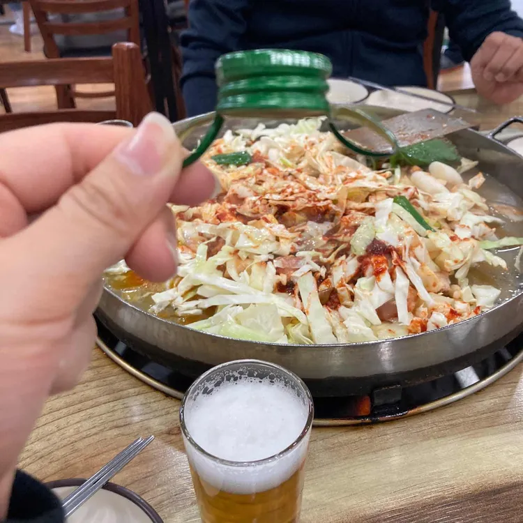 전통춘천닭갈비 대표 사진