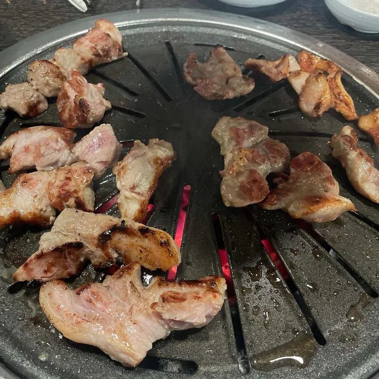 하루방뒷고기&88찌개 대표 사진