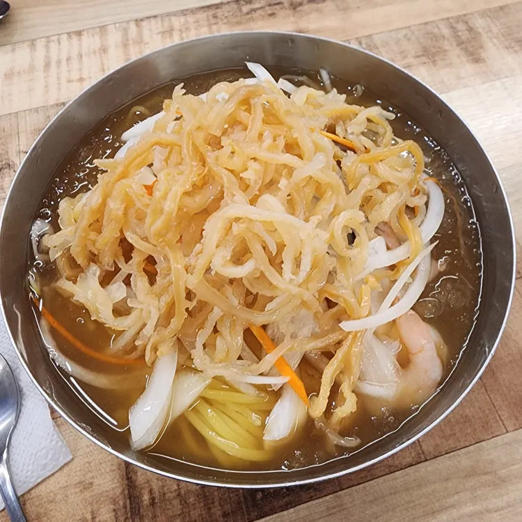 홍빈 대표 사진