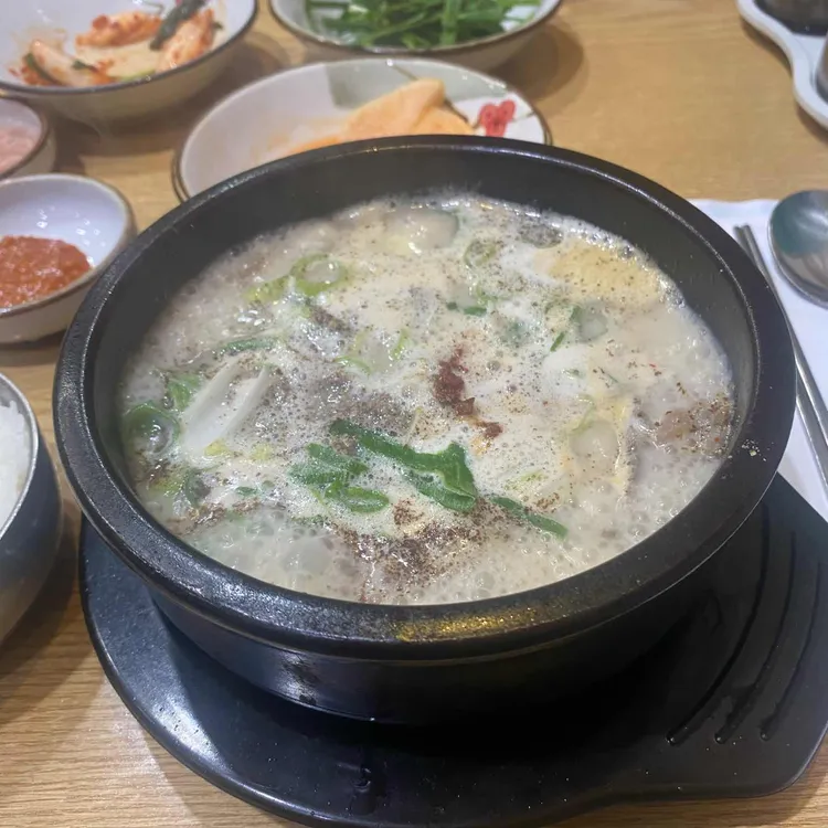 신의주찹쌀순대 대표 사진