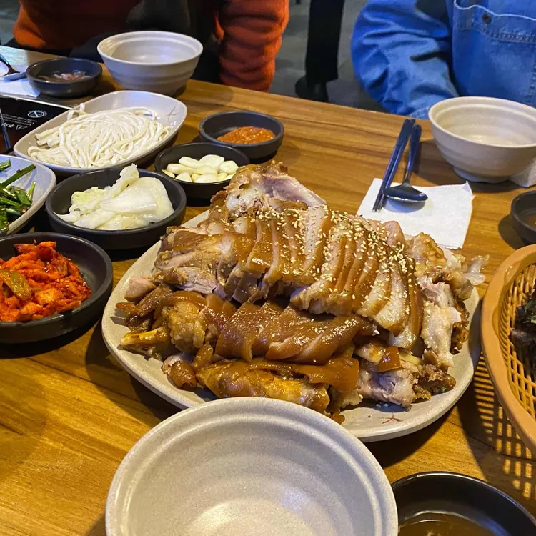 마왕족발 대표 사진