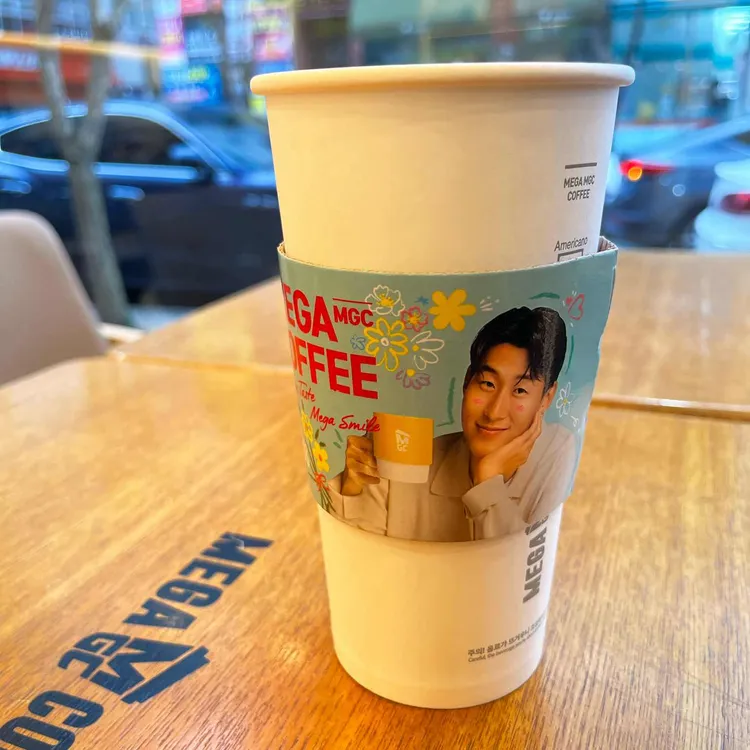 메가커피 대표 사진