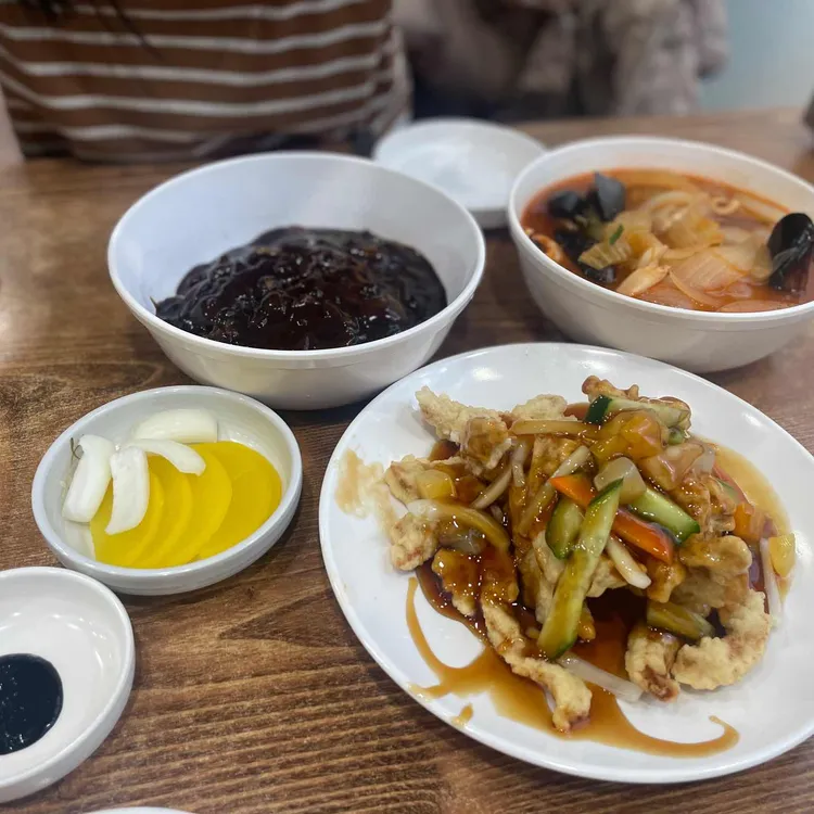 칼차이나 대표 사진