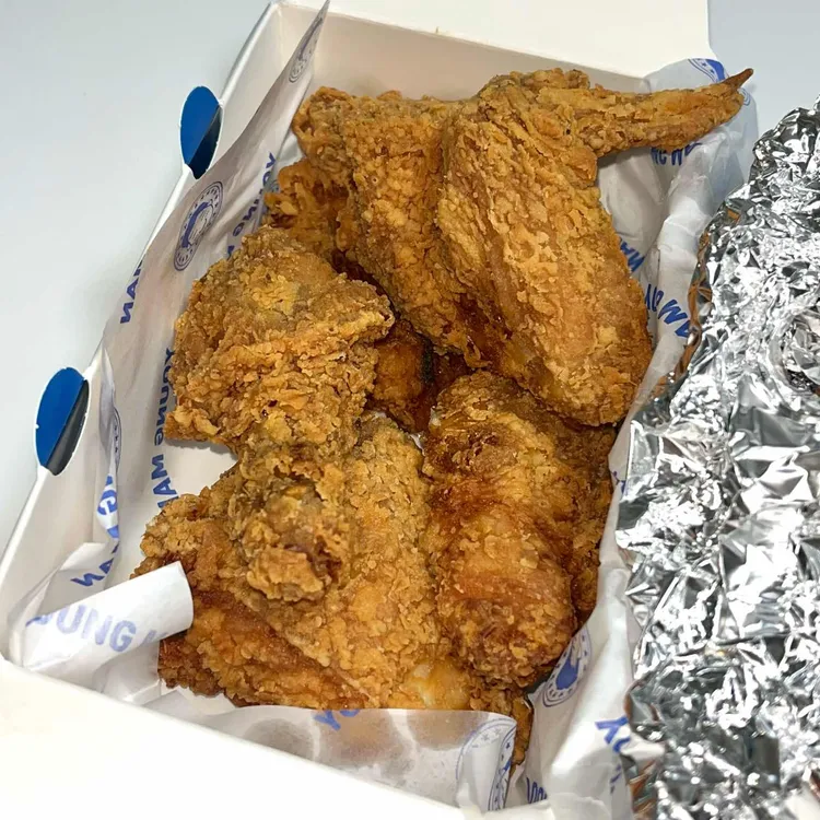 청년치킨 대표 사진