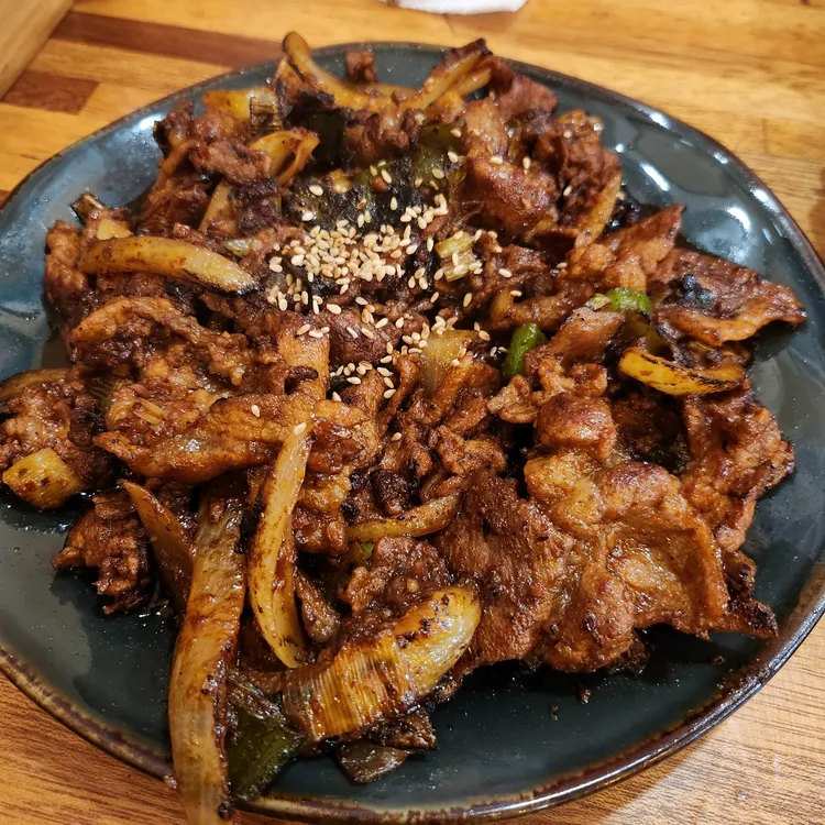제육의 법칙 대표 사진