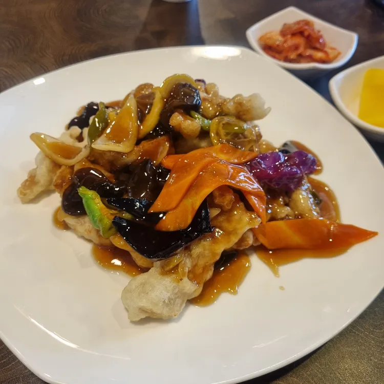 금아 대표 사진