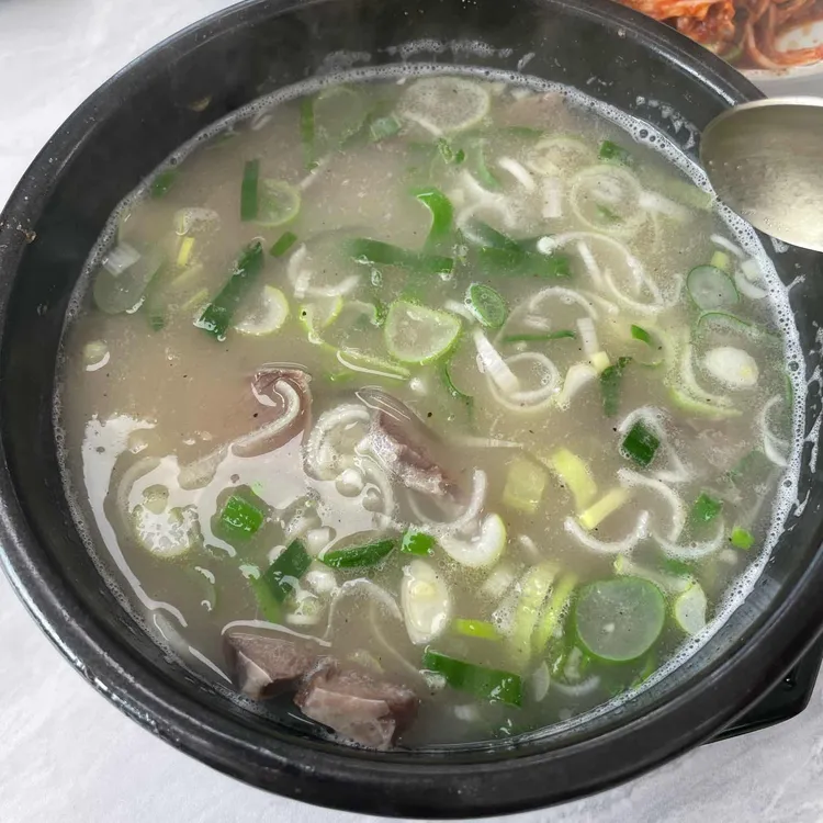 일품 꼬리곰탕&소고기국밥 대표 사진