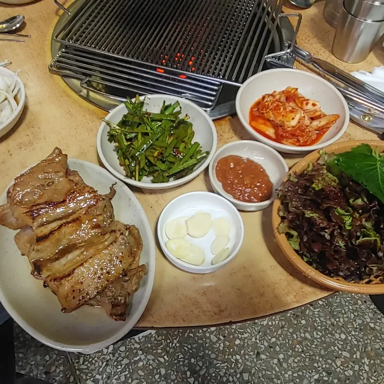 돈뼈락 연탄갈비 대표 사진