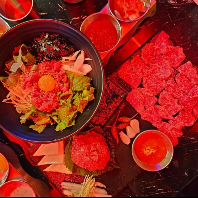 육회한 언니 대표 사진