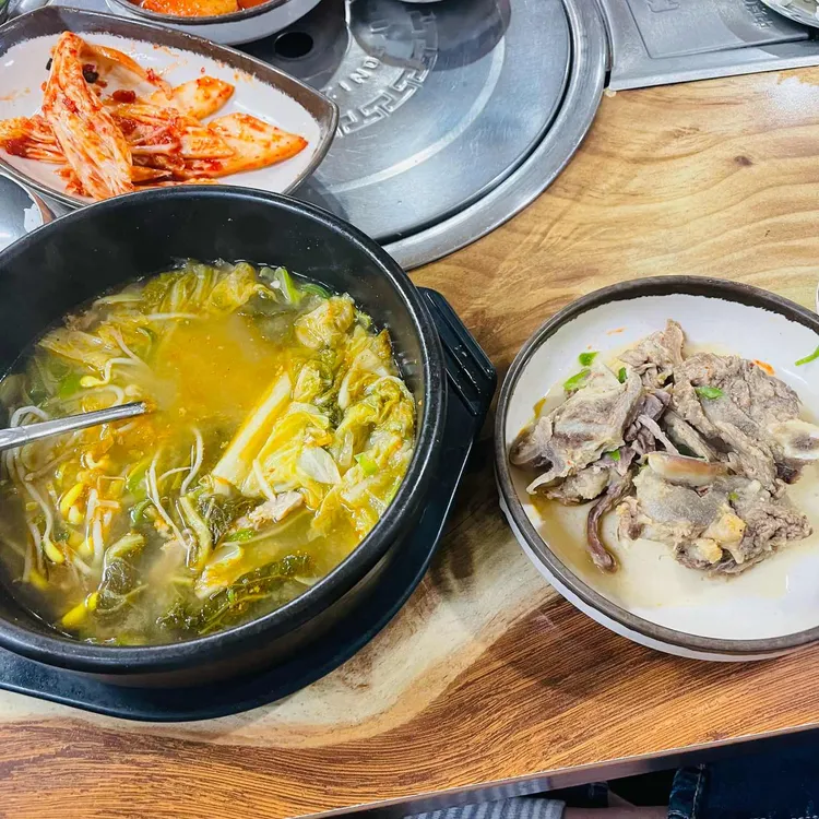뚱딴지감자탕해장국 대표 사진