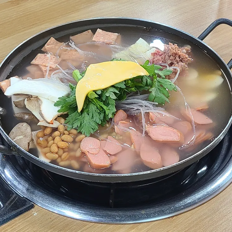 삼부자부대찌개 대표 사진