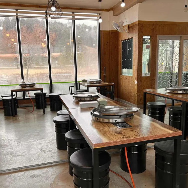 김유정역닭갈비 대표 사진