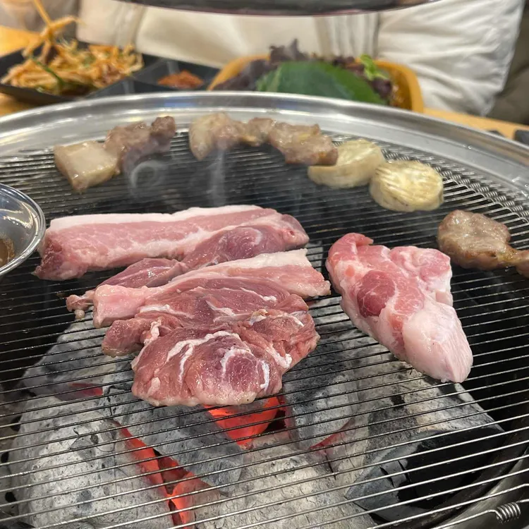 뒷고기 땡기재 대표 사진