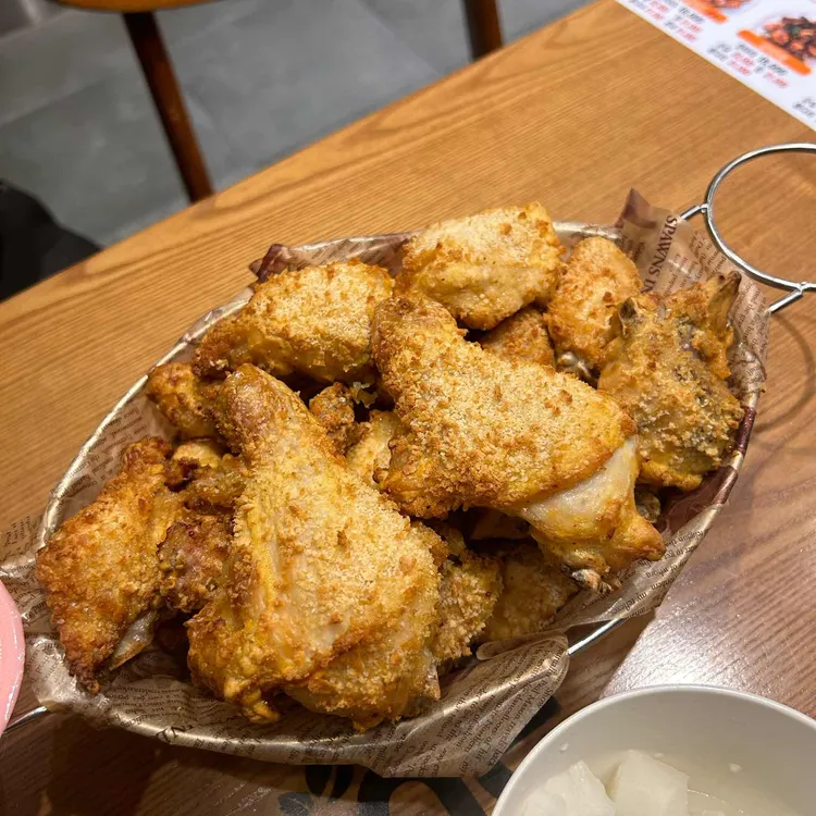 굽네치킨 대표 사진