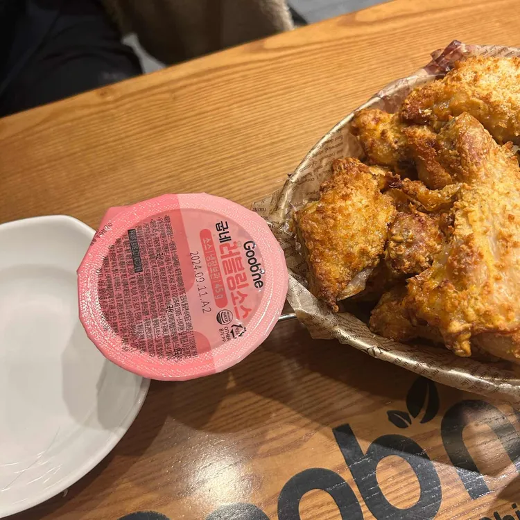 굽네치킨 대표 사진