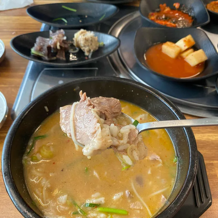 뚱땡이국밥 대표 사진