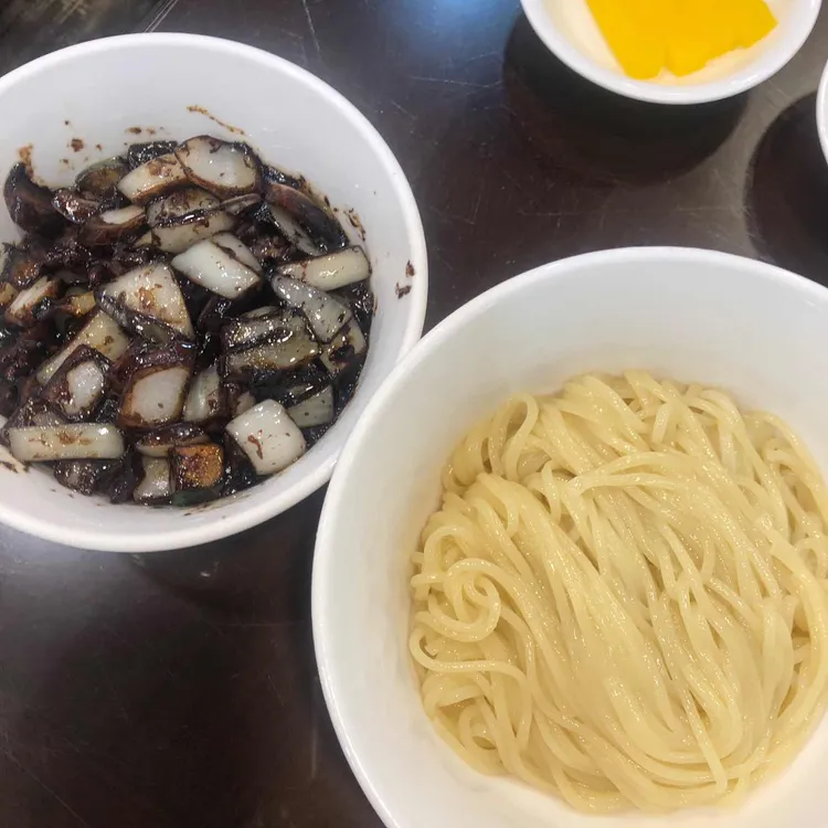 홍운장 대표 사진
